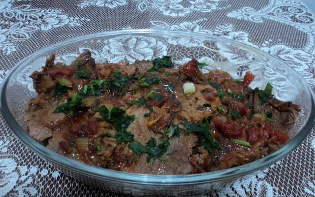 Lagarto ao molho de laranja