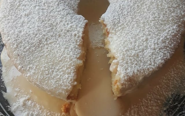 Bolo vulcão de leite ninho