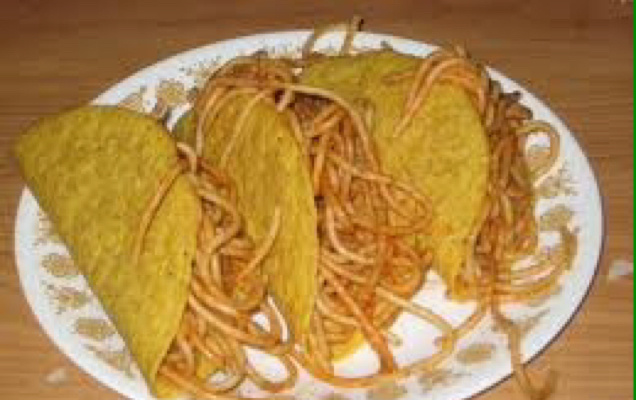 Tacos de macarrão