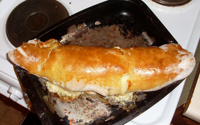 Pão recheado com presunto