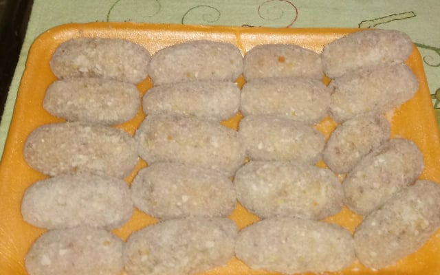 Croquete de carne moída simples