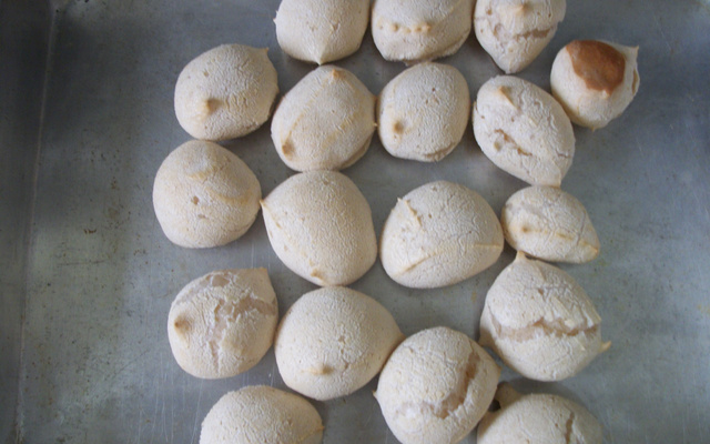 Pão de queijo falso (sem queijo)