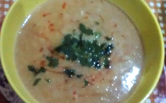 Sopa de legumes e carne