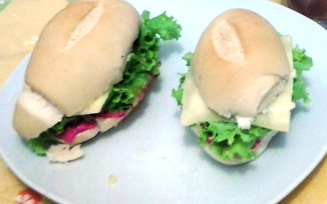 Sanduíche natural ao creme pink