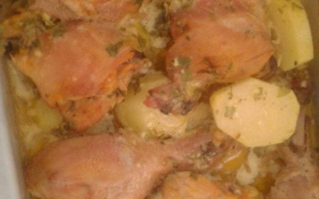 Frango assado na cerveja - chef Vitor Monteiro