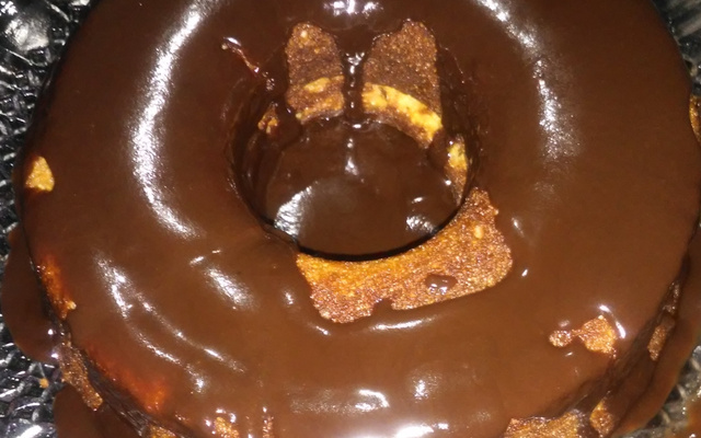 Bolo de milharina com leite condensado