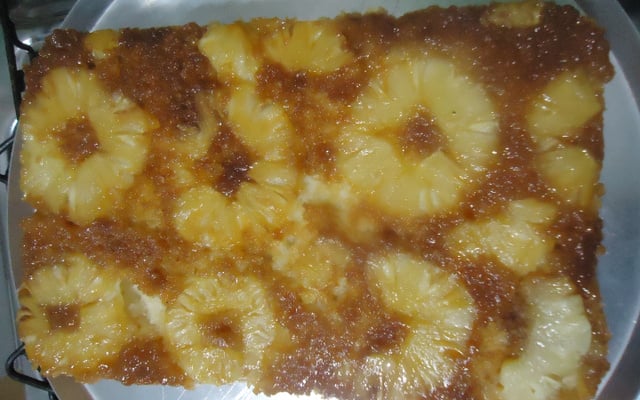 Torta de abacaxi com iogurte