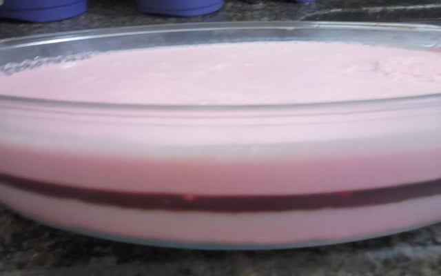 Mousse de danoninho de travessa