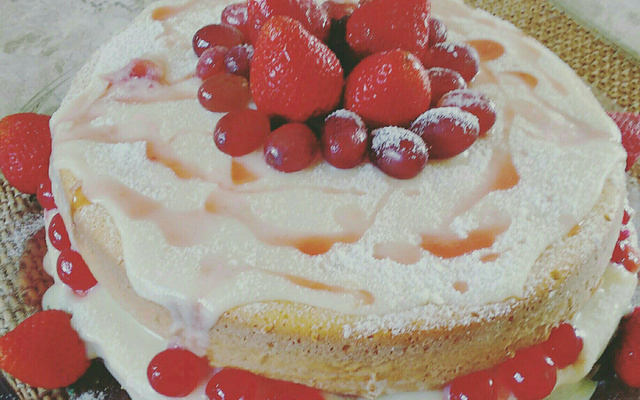 Bolo Pelado (Naked cake)