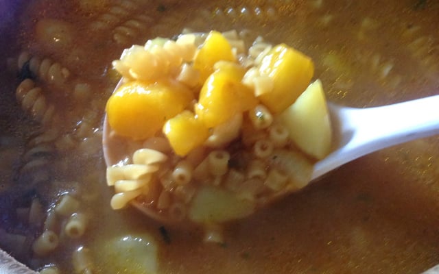 Sopa de macarrão