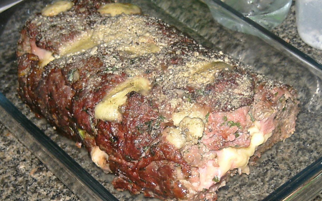 Rocambole de Carne Moida