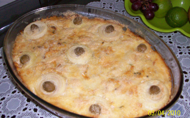 Torta de repolho com bacalhau