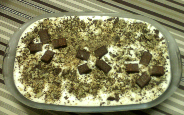 Pavê de bis com biscoito maizena