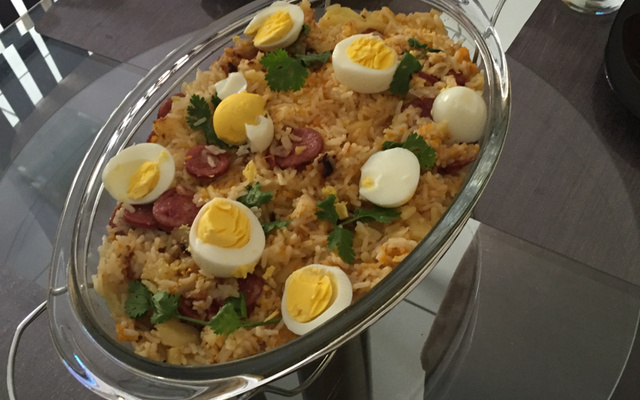 Arroz com paio na panela de pressão