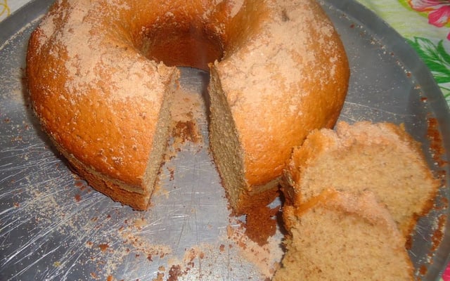 Bolo de maçã com caneça