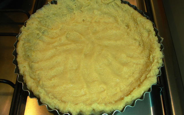 Torta de café com amêndoas