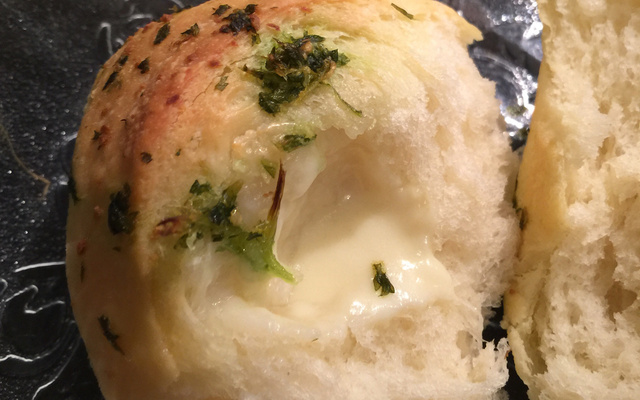 Pãezinhos de batata recheados