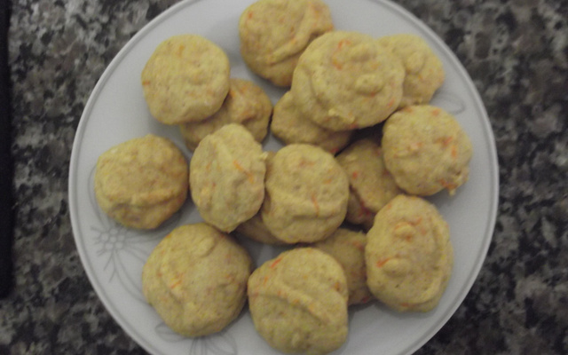 Bolachinha de cenoura e laranja