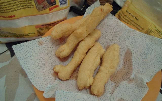 Bolinho de farinha de milho e polvilho