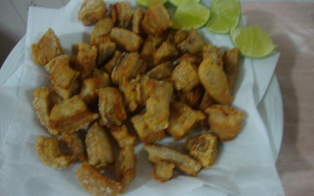 Torresmo de boteco do Carlão