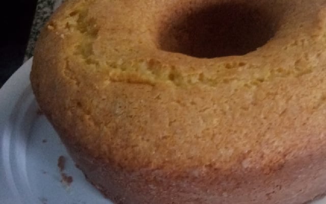 Bolo de fubá com farinha de arroz