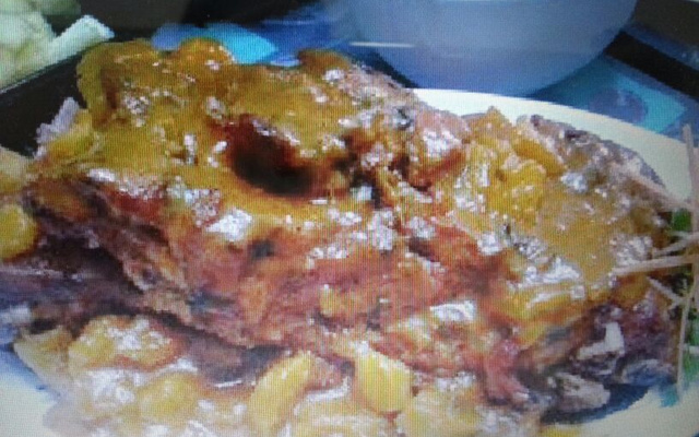 Costela suína ao molho de abacaxi