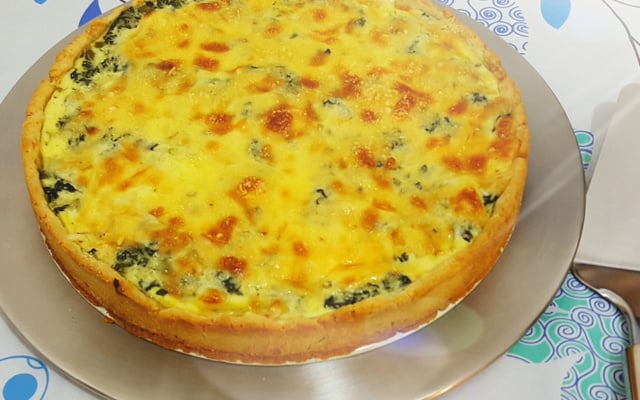 Quiche de espinafre e mussarela