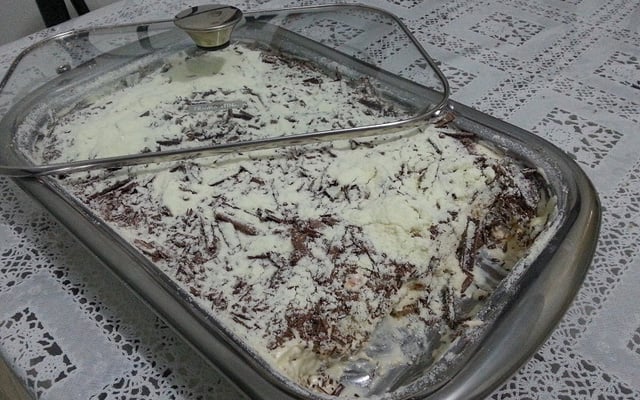 Pavê de leite ninho com chocolate