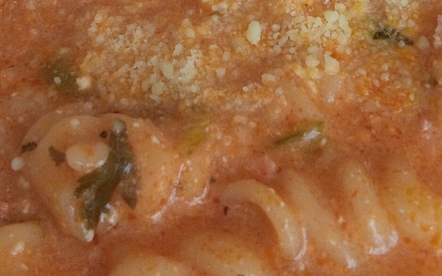 Macarrão na panela de pressão (receita de macho)