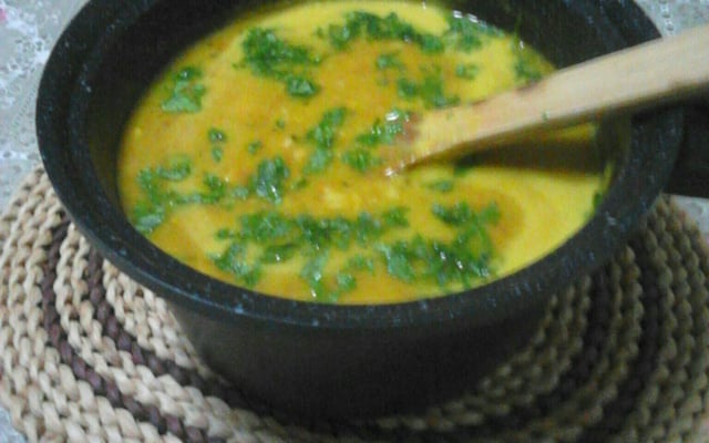 Caldo de abóbora com carne seca