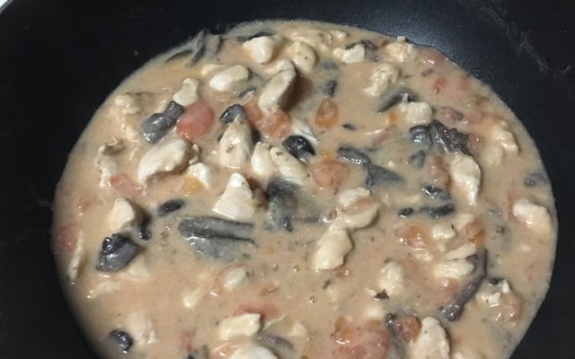 Frango com champignon cremoso