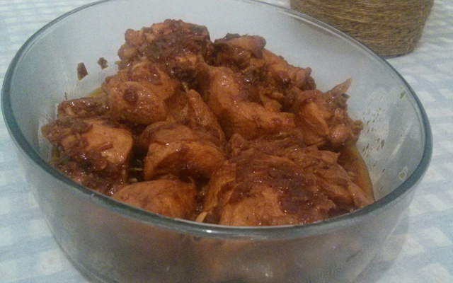 Frango ao molho de cebola queimada