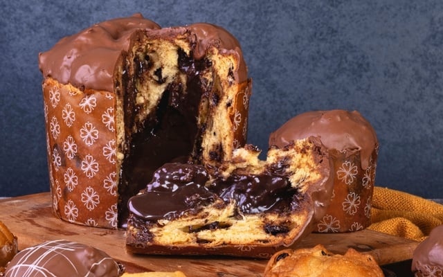 Panetone com ganache no recheio e na cobertura