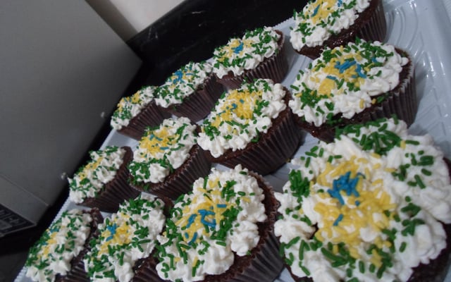 Cupcake de chocolate no micro-ondas