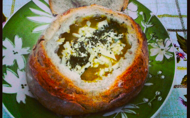 Caldo delicioso de mandioquinha com carne seca