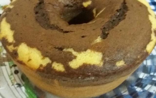 Bolo mesclado de liquidificador