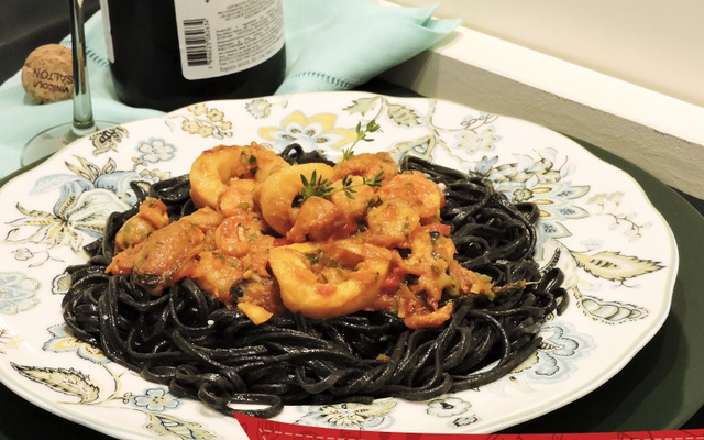 Linguini com frutos do mar