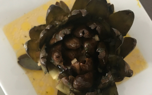 Alcachofra ao molho de alho e óleo
