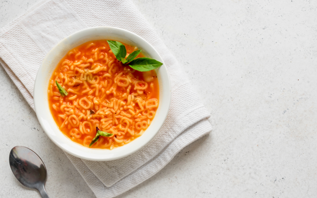 Sopa basica de espaguete