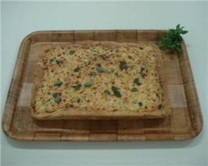 Focaccia de ervas com creme de cebola