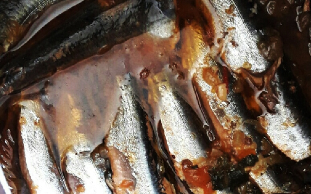 Sardinha na pressão