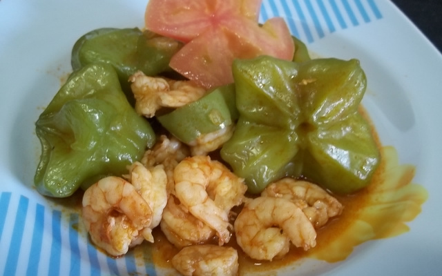 Moqueca simples de camarão