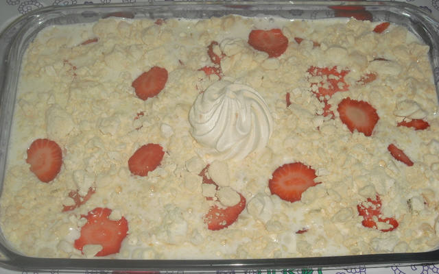 Merengue de morango