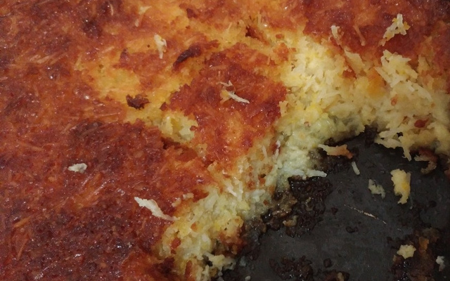 Bolo de milho cremoso e molhadinho