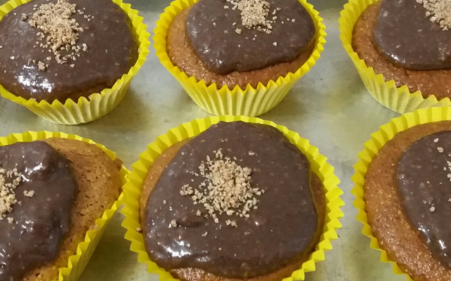 Bolo de amendoim com fubá no liquidificador