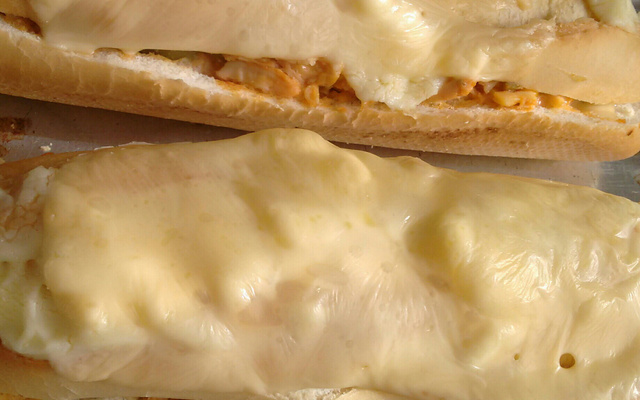 Baguete de frango com catupiry