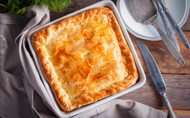 Torta de batata com frango cremoso