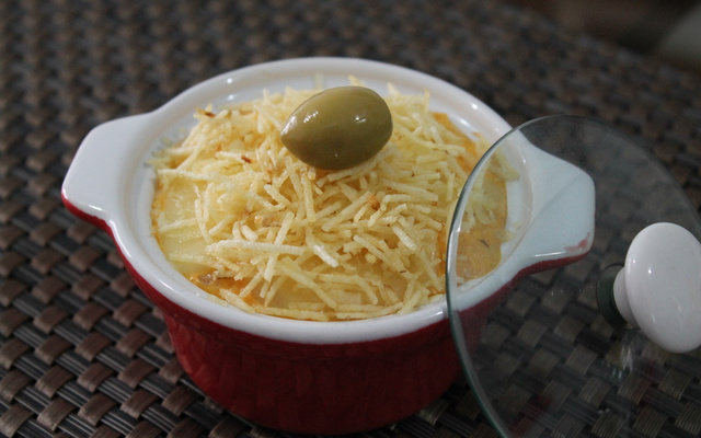 Fricassê saboroso de frango