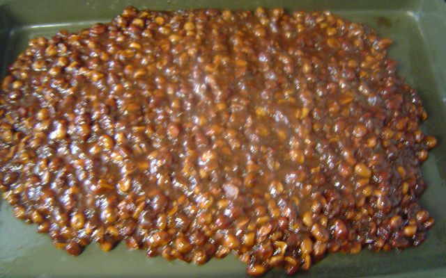 Pé de moleque com leite condensado do Lúcio Cezar