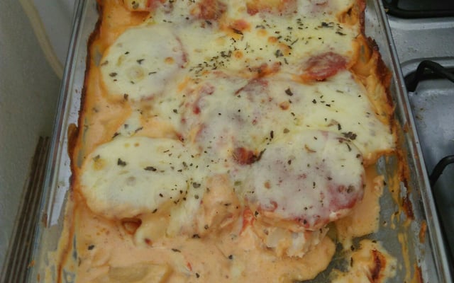 Peixe com batata gratinada